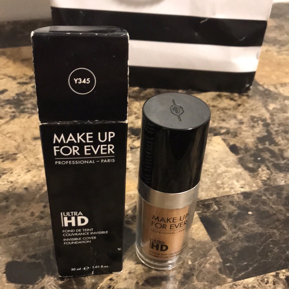 MAKE UP FOREVER ultra HD Y345
